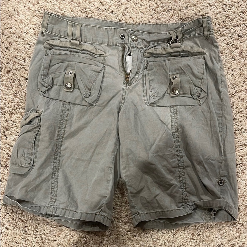 Lee Women’s Cargo Shorts with Relaxed Fit